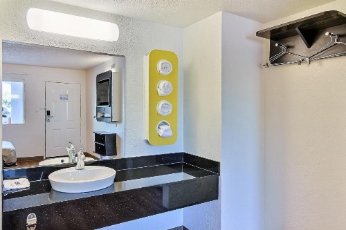 Motel 6-Campbell, CA - San Jose image 41