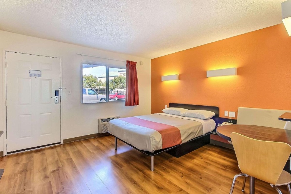 Motel 6-Campbell, CA - San Jose