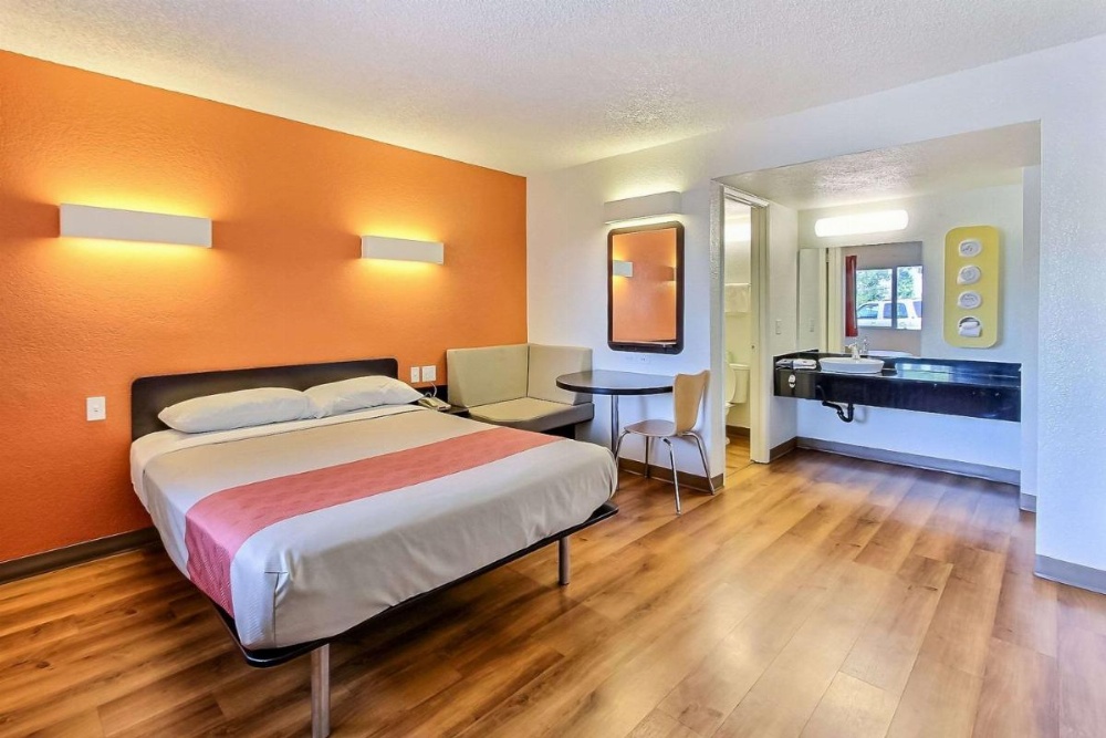 Double Room - Disability Access - Non-Smoking